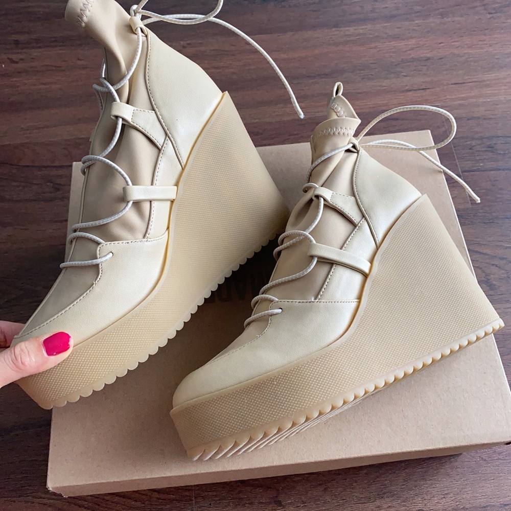 Brand new bootie